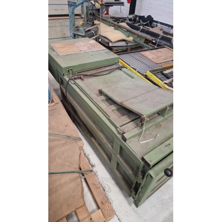 HSM  presse à balles horizontale